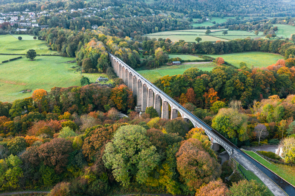 pontcysyllte aqueduct, Wales