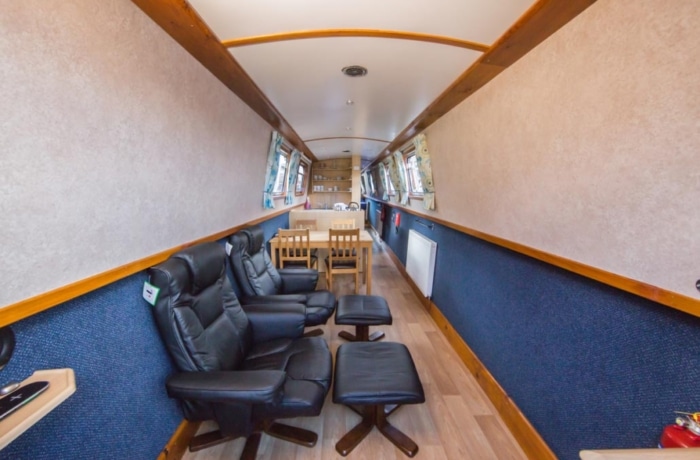 Living Room Duchess 4 Classic Narrowboat