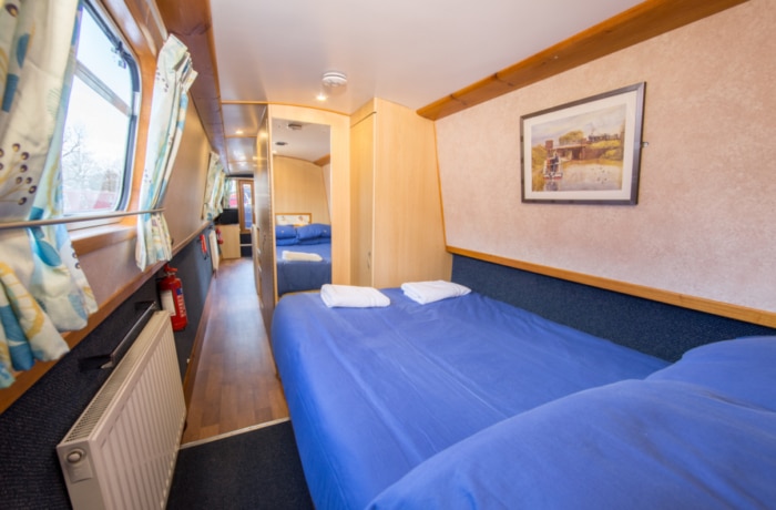 Double Bedroom Shakespeare 4 Classic Narrowboat