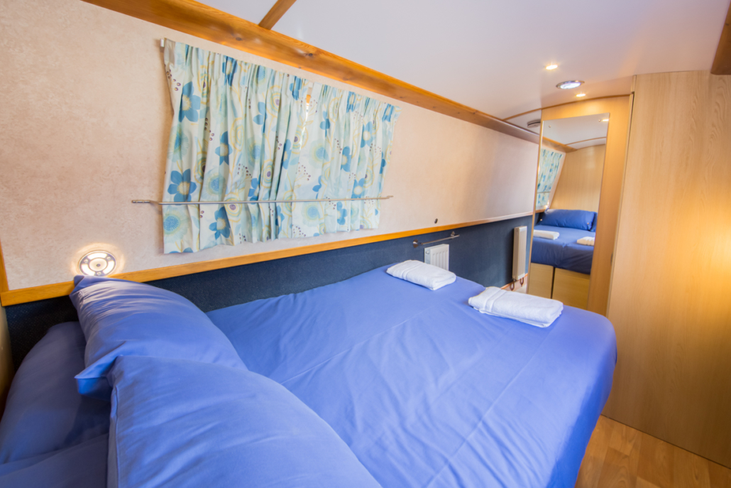 Double Bedroom Princess 6 Classic Narrowboat