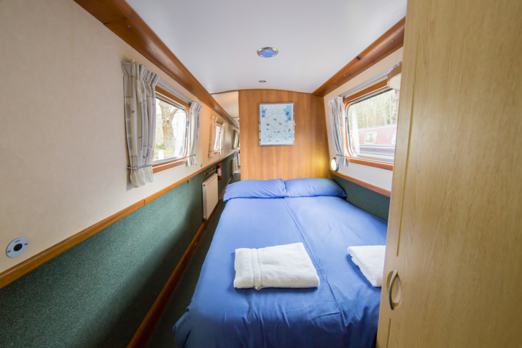 Double bedroom 3 Duchess 8 narrowboat Classic