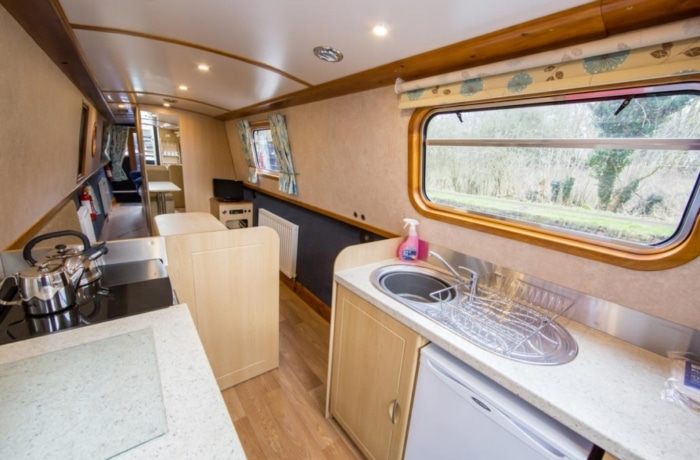 Kitchen Princess 2 Classic Narrowboat