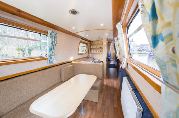 Living Room Shakespeare 4 Classic Narrowboat