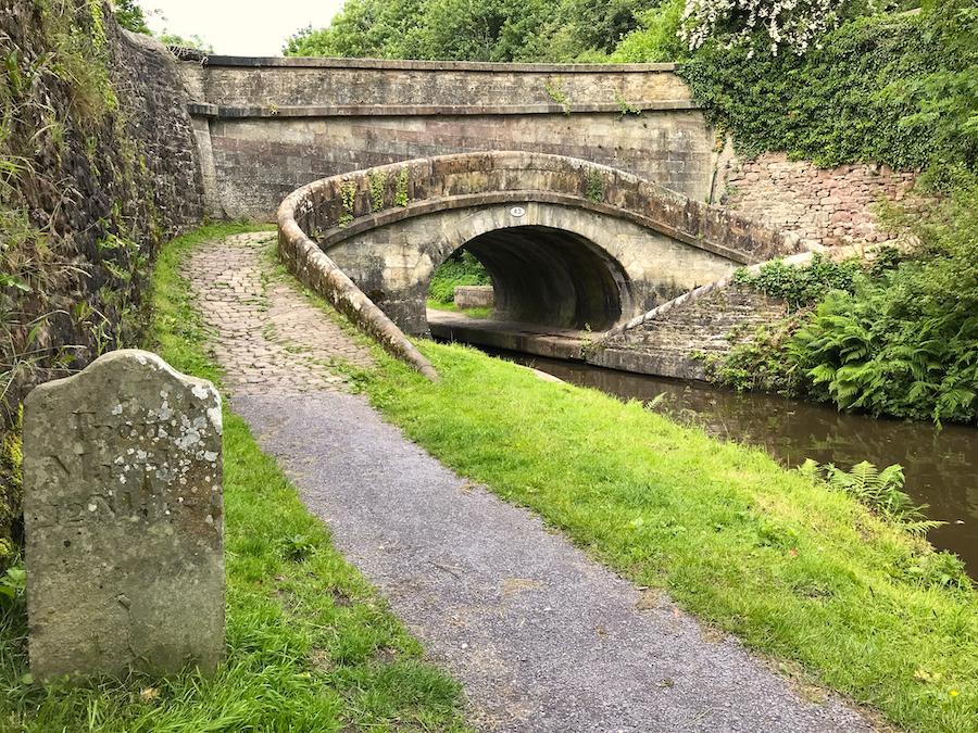 Bridge number 43 on the Macclesfield Canal